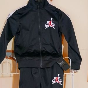 Nike Jordan NWT Size 7 Outfit